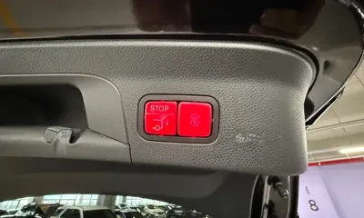 Mercedes-Benz GLC-Class 2019, 73400 км, за 18708.15 USD - фото 13