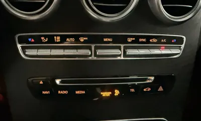 Mercedes-Benz GLC-Class 2019, 73400 км, за 18708.15 USD - фото 17