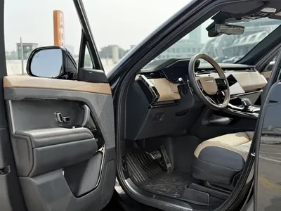 Land Rover Sport 2024, 29000 км, за 96819.78 USD