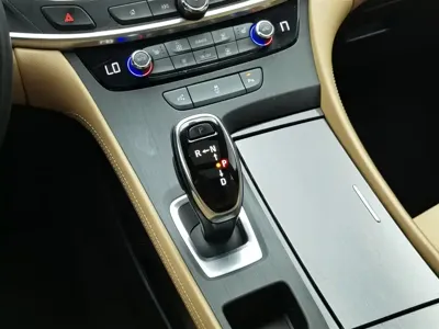 Buick LaCrosse 2018, 132200 км, за 7042.97 USD - фото 13