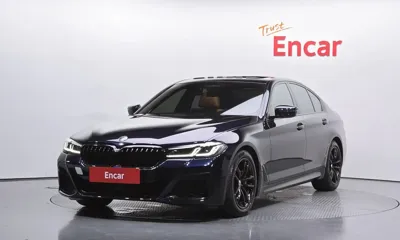 BMW 5-Series · 2022 год