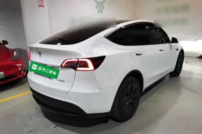 Tesla Model Y 2024, 40700 км, за 31164 USD - фото 6