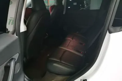 Tesla Model Y 2024, 40700 км, за 31164 USD - фото 20