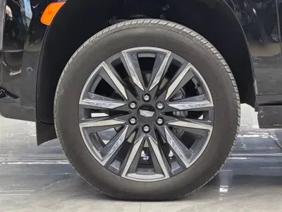 Cadillac Escalade 2026, 17100 км, за 214533.8 USD