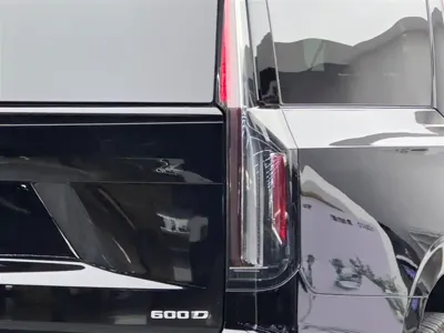 Cadillac Escalade 2026, 17100 км, за 214533.8 USD - фото 6