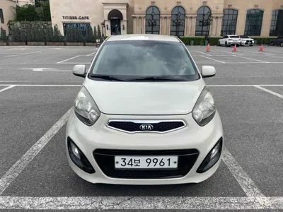 Kia Morning 2013, 98327 км, за 2459.07 USD