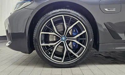BMW 5-Series 2023, 34134 км, за 31203.27 USD