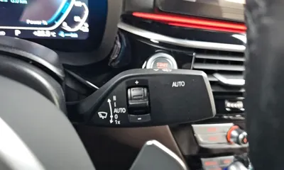 BMW 5-Series 2023, 34134 км, за 31203.27 USD - фото 27