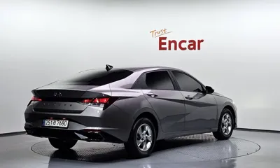 Hyundai Avante 2021, 51070 км, за 11035.2 USD