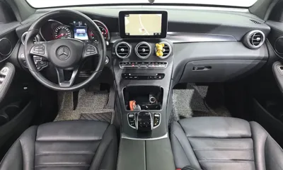 Mercedes-Benz GLC-Class 2017, 73895 км, за 16133.24 USD - фото 7