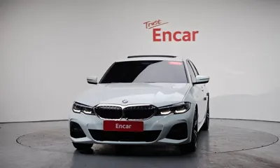 BMW 3-Series 2021, 60652 км, за 22185.41 USD