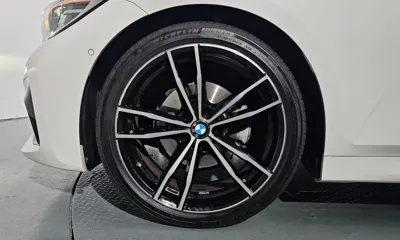 BMW 3-Series 2021, 60652 км, за 22185.41 USD