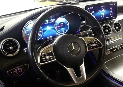 Mercedes-Benz GLC-Class 2023, 35000 км, за 34527.71 USD - фото 12