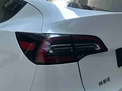 Tesla Model Y 2021, 75500 км, за 22183.1 USD
