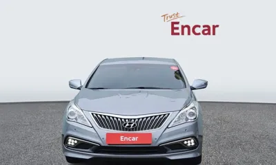Hyundai Grandeur 2015, 226620 км, за 3581.43 USD