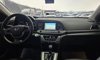 Hyundai Avante 2017, 110653 км, за 4551.67 USD - фото 7