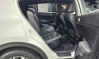Kia Sportage 2020, 115109 км, за 10241.16 USD - фото 12