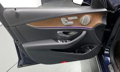 Mercedes-Benz E-Class 2021, 87784 км, за 17001.44 USD - фото 24