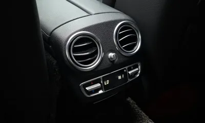 Mercedes-Benz E-Class 2021, 87784 км, за 17001.44 USD - фото 32