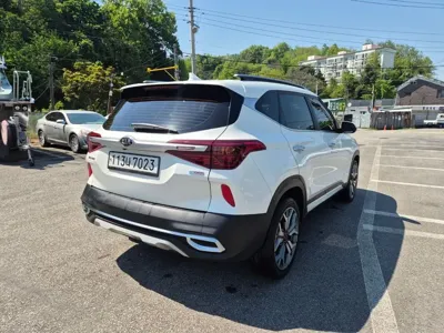 Kia Seltos 2020, 72812 км, за 11487.46 USD