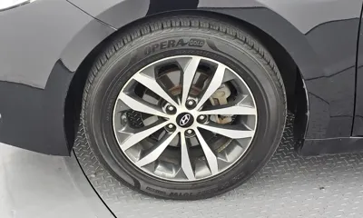 Hyundai Grandeur 2011, 236300 км, за 1943.7 USD