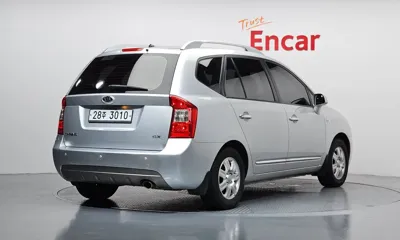 Kia Carens 2012, 222104 км, за 1790.71 USD