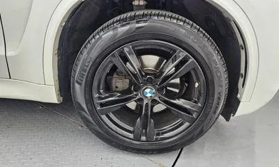 BMW X5 2018, 80068 км, за 21777.28 USD