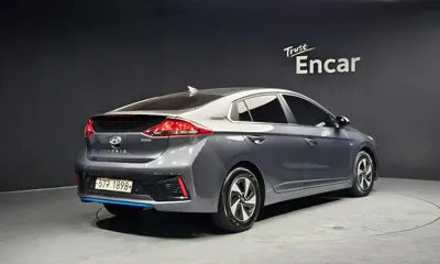 Hyundai Ioniq 2019, 120872 км, за 7687.3 USD