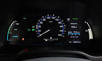 Hyundai Ioniq 2019, 120872 км, за 7687.3 USD - фото 8