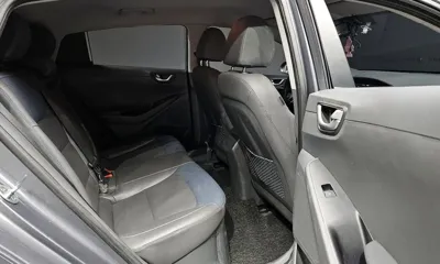 Hyundai Ioniq 2019, 120872 км, за 7687.3 USD - фото 11