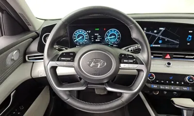 Hyundai Avante 2021, 29651 км, за 12465.54 USD - фото 13