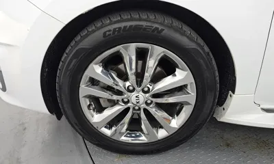 Kia Canival 2017, 176428 км, за 6544.16 USD