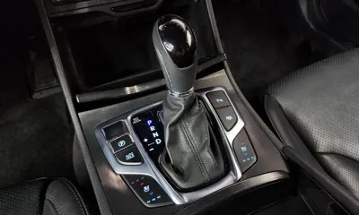Hyundai Grandeur 2016, 105262 км, за 4726.27 USD - фото 9