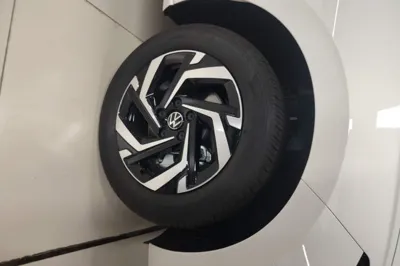 Volkswagen Lavida 2026, 100 км, за 16309 USD - фото 23