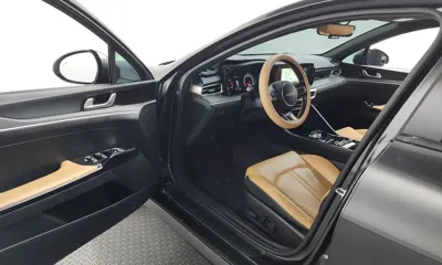 Kia K5 2023, 39900 км, за 20188.94 USD - фото 10