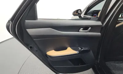 Kia K5 2023, 39900 км, за 20188.94 USD - фото 25