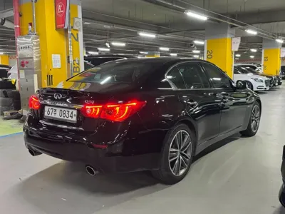 Infiniti Q50 2016, 126500 км, за 3577.94 USD