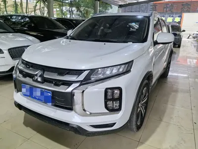 Mitsubishi ASX · 2022 год