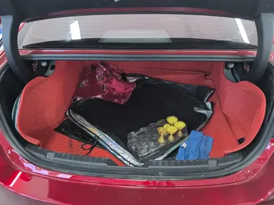 Mazda 3 Axela 2023, 29000 км, за 11624.26 USD