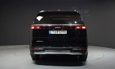 Kia Canival 2023, 57869 км, за 21777.28 USD