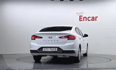 Hyundai Avante 2019, 215038 км, за 6494.18 USD