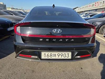 Hyundai Sonata 2020, 79623 км, за 9184.01 USD