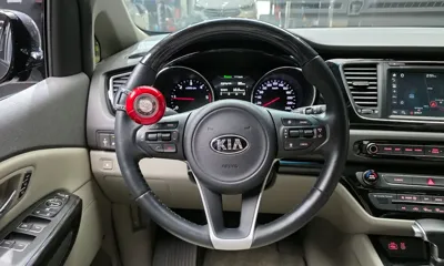 Kia Canival 2018, 56566 км, за 11567.96 USD - фото 13