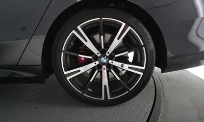 BMW 5-Series 2025, 11055 км, за 65314.43 USD - фото 21