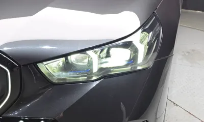 BMW 5-Series 2025, 11055 км, за 65314.43 USD - фото 22