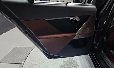 BMW 5-Series 2025, 11055 км, за 65314.43 USD - фото 25