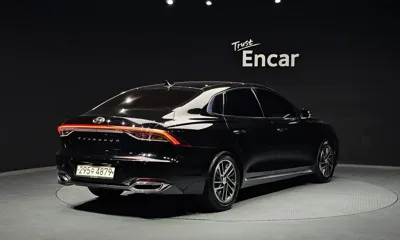 Hyundai Grandeur 2020, 79924 км, за 11356.18 USD