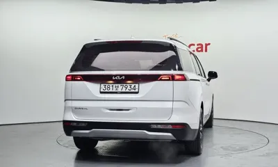 Kia Canival 2023, 66368 км, за 16186.69 USD