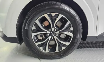 Kia Canival 2023, 66368 км, за 16186.69 USD