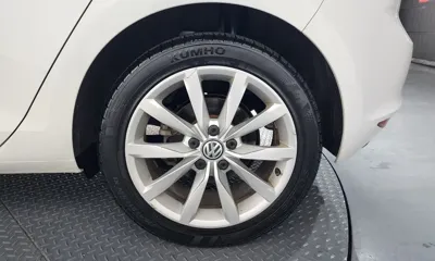 Volkswagen Golf 2015, 173943 км, за 5420.42 USD